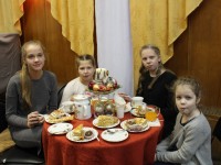 _WzvAAMTBNw